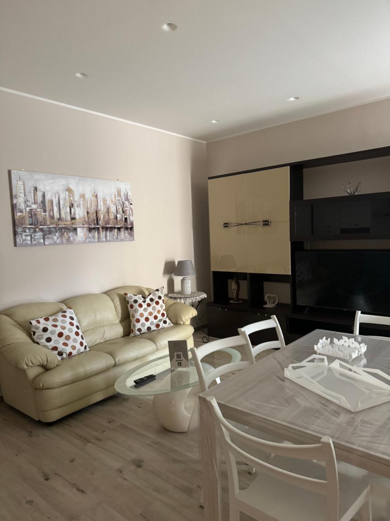 Casa Erminia Διαμέρισμα Καζέρτα Δωμάτιο φωτογραφία